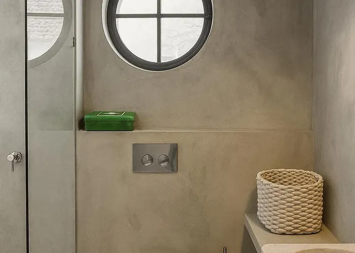 Campo De Santa Clara 98 *