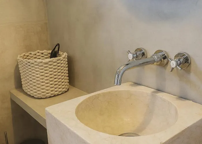 Campo De Santa Clara 98 Lisbona