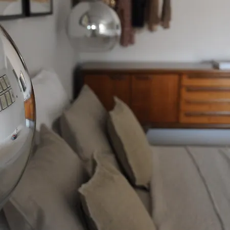 Campo De Santa Clara 98 *